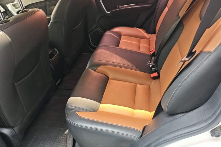 Used Geely Auto Vision X6 2016 1.3T CVT Luxury Model Left Rear Seat