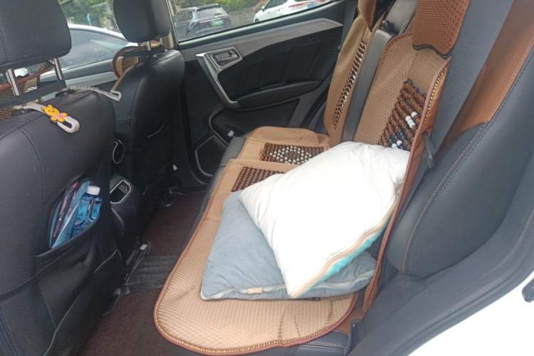 Used Geely Auto Vision X6 2016 1.3T CVT Flagship Model Left Rear Seat