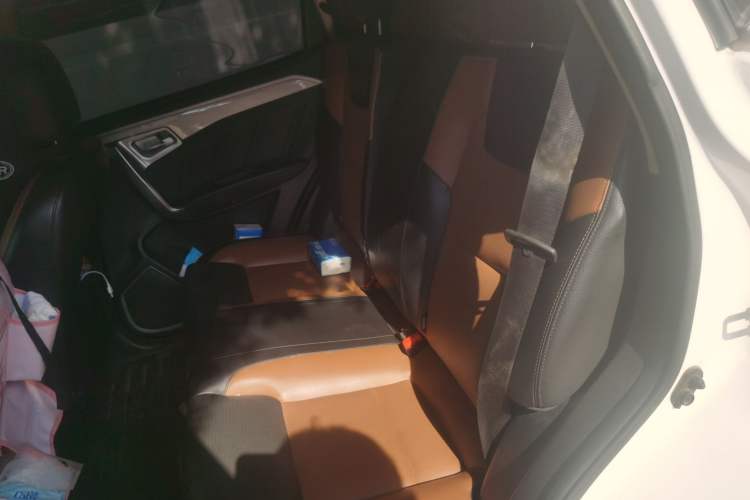 Used Geely Auto Vision X6 2016 1.3T CVT Luxury Model Left Rear Seat