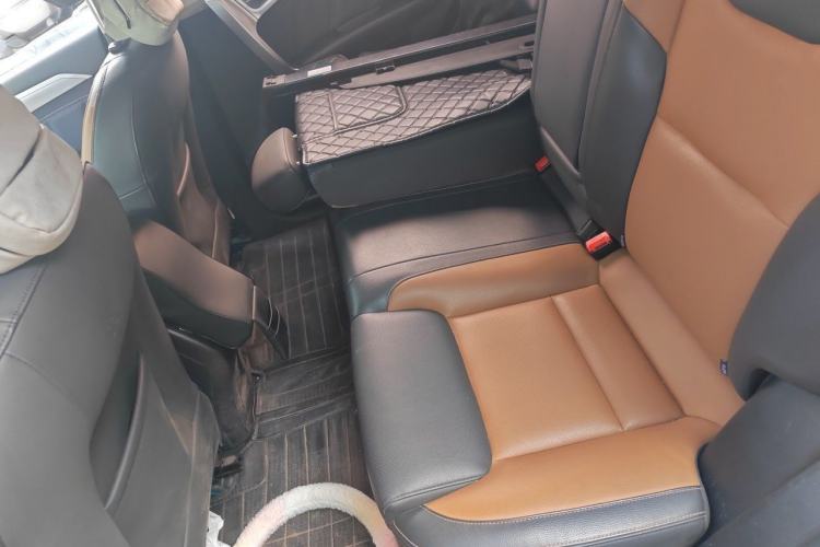 Used Geely Auto Vision X6 2016 1.3T CVT Flagship Model Left Rear Seat