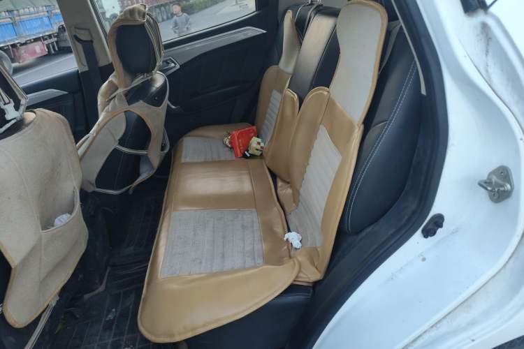 Used Geely Auto Vision X6 2016 1.8L Manual Luxury Model Left Rear Seat