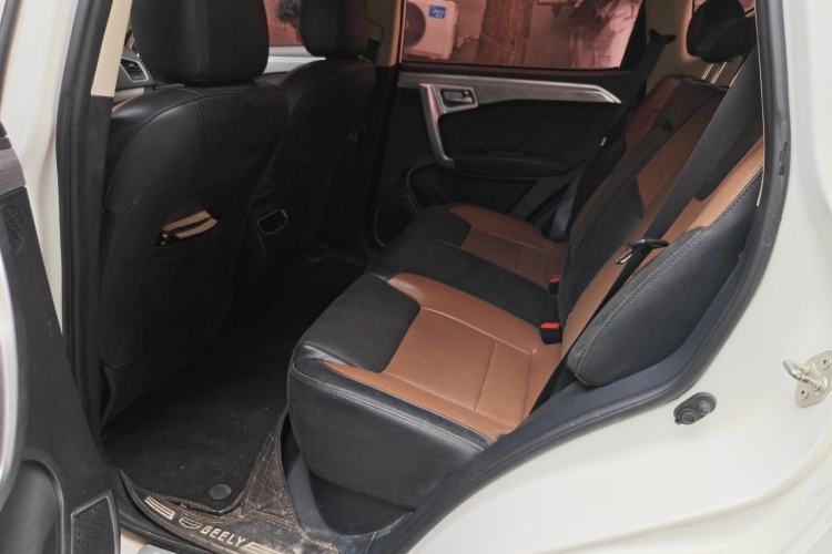 Used Geely Auto Vision X6 2016 1.3T CVT Flagship Model Left Rear Seat