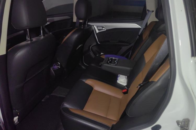 Used Geely Auto Vision X6 2016 1.3T CVT Flagship Model Left Rear Seat