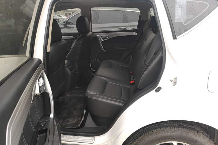Used Geely Auto Vision X6 2016 1.8L Manual Luxury Model Left Rear Seat
