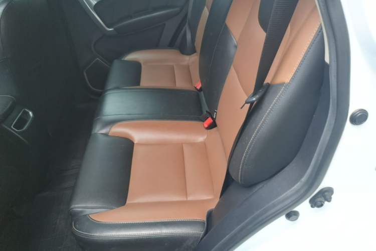 Used Geely Auto Vision X6 2016 1.3T CVT Luxury Model Left Rear Seat