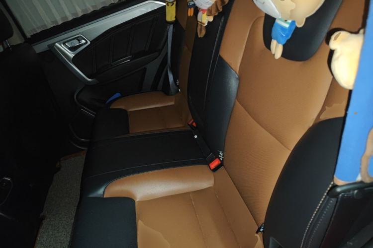 Used Geely Auto Vision X6 2016 1.3T CVT Flagship Model Left Rear Seat