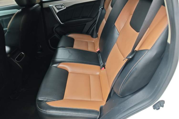 Used Geely Auto Vision X6 2016 1.3T CVT Luxury Model Left Rear Seat
