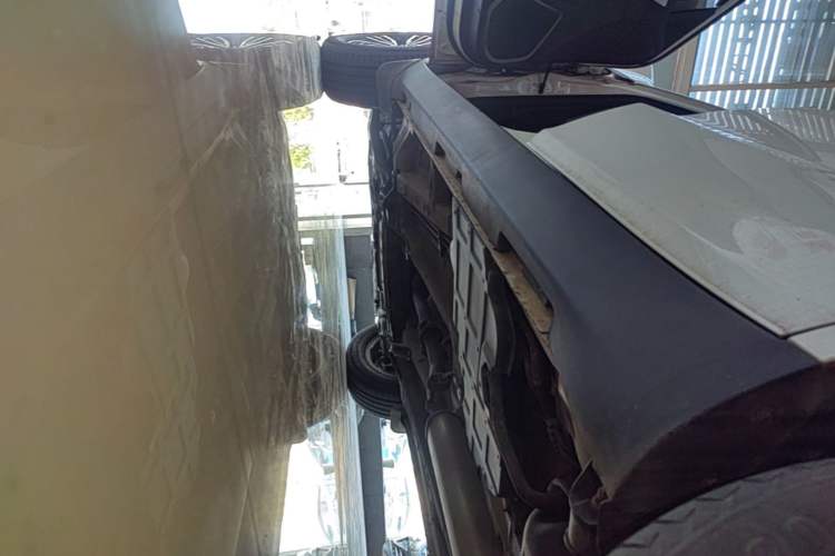 Used Geely Auto Vision X6 2016 1.3T CVT Flagship Model Left Side Sill