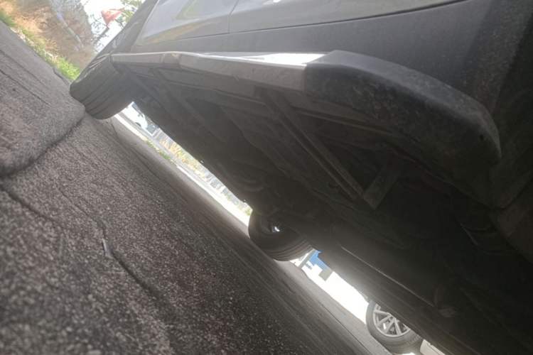 Used Geely Auto Vision X6 2016 1.8L Manual Luxury Model Left Side Sill