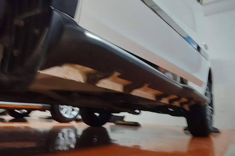 Used Geely Auto Vision X6 2016 1.8L Manual Luxury Model Left Side Sill