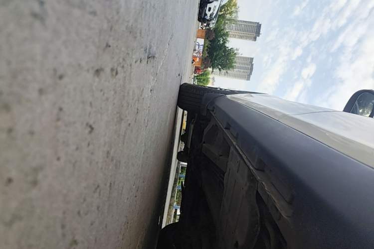 Used Geely Auto Vision X6 2016 1.3T CVT Luxury Model Left Side Sill