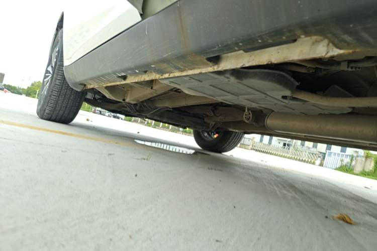 Used Geely Auto Vision X6 2016 1.3T CVT Flagship Model Left Side Sill