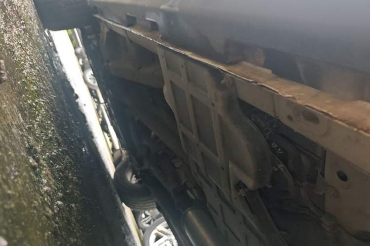 Used Geely Auto Vision X6 2016 1.3T CVT Flagship Model Left Side Sill