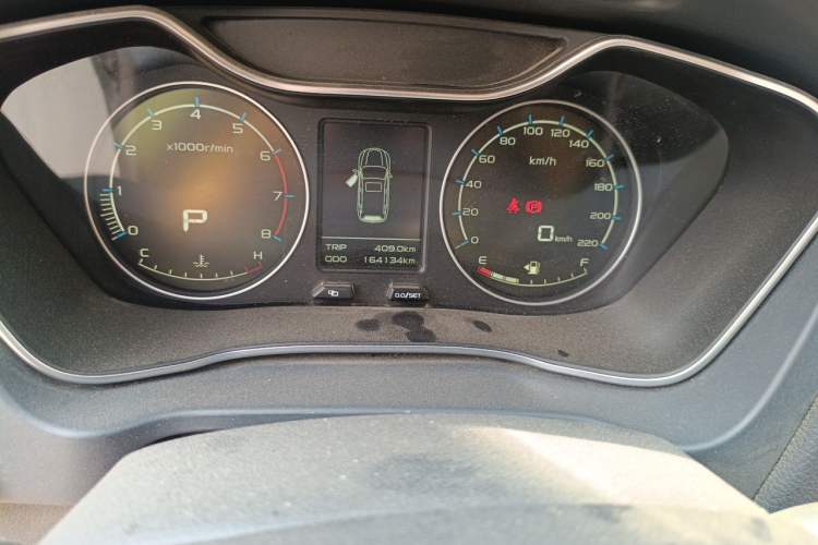 Used Geely Auto Vision X6 2016 1.3T CVT Luxury Model Odometer Close Up
