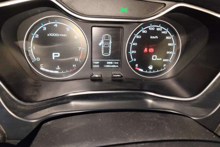 Used Geely Auto Vision X6 2016 1.3T CVT Luxury Model Odometer Close Up