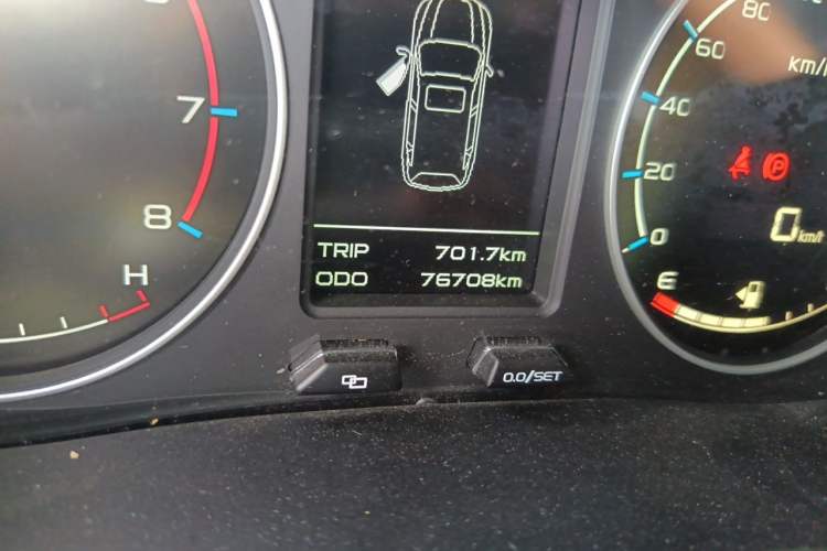 Used Geely Auto Vision X6 2016 1.8L Manual Luxury Model Odometer Close Up