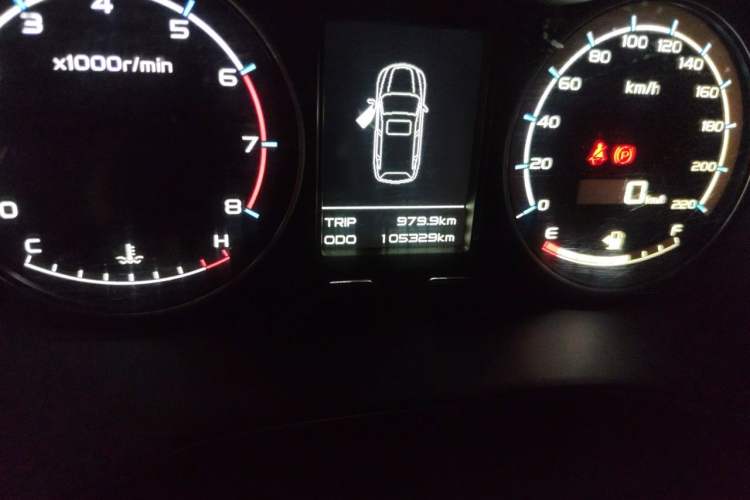 Used Geely Auto Vision X6 2016 1.8L Manual Luxury Model Odometer Close Up
