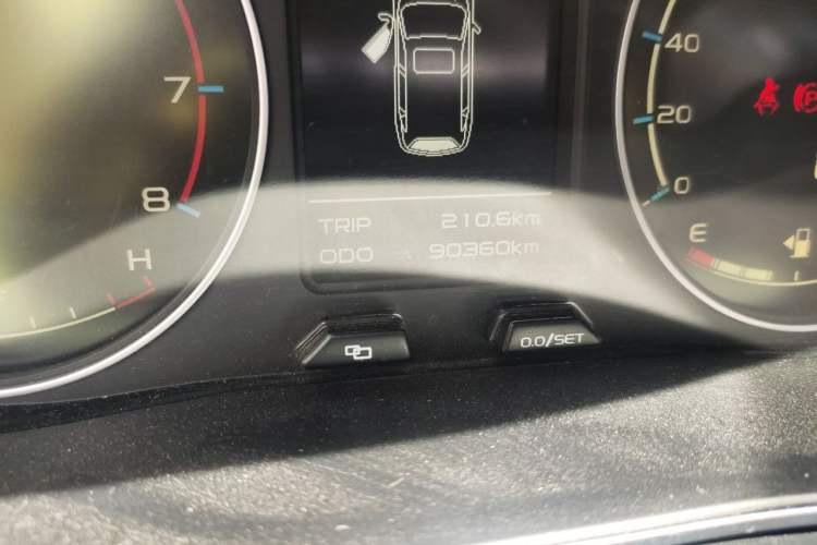 Used Geely Auto Vision X6 2016 1.3T CVT Luxury Model Odometer Close Up