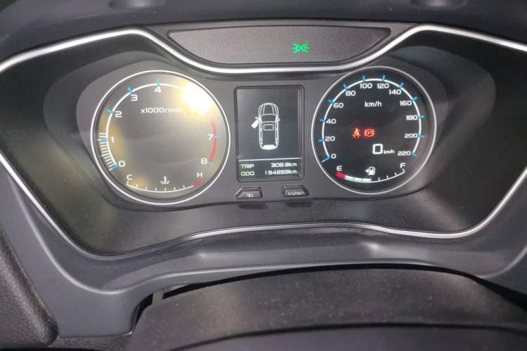Used Geely Auto Vision X6 2016 1.8L Manual Luxury Model Odometer Close Up