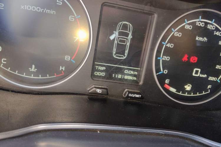 Used Geely Auto Vision X6 2016 1.8L Manual Luxury Model Odometer Close Up