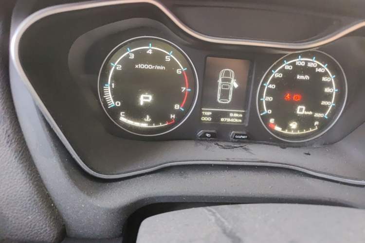Used Geely Auto Vision X6 2016 1.3T CVT Luxury Model Odometer Close Up