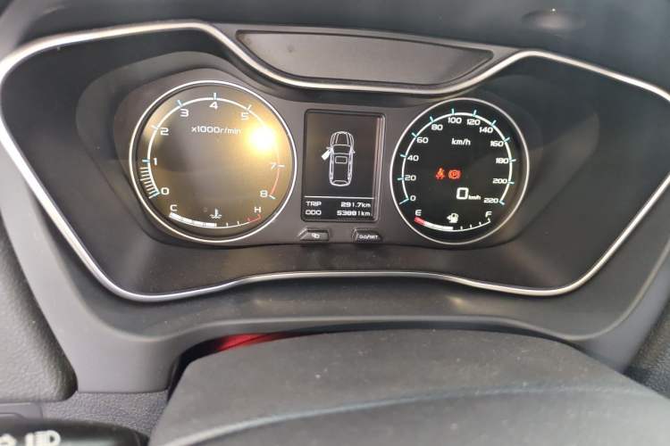Used Geely Auto Vision X6 2016 1.8L Manual Luxury Model Odometer Close Up