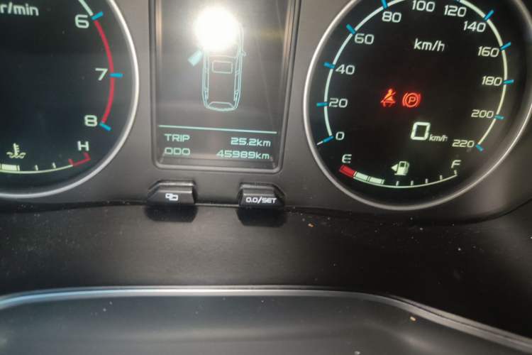 Used Geely Auto Vision X6 2016 1.8L Manual Luxury Model Odometer Close Up