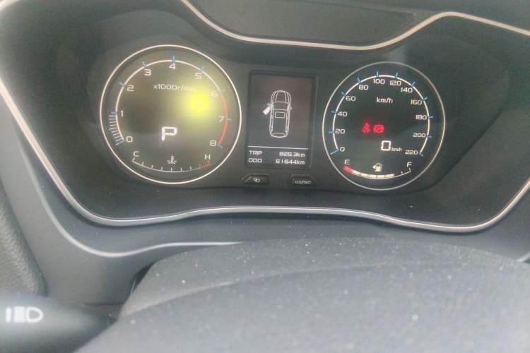 Used Geely Auto Vision X6 2016 1.3T CVT Luxury Model Odometer Close Up