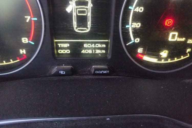 Used Geely Auto Vision X6 2016 1.8L Manual Luxury Model Odometer Close Up