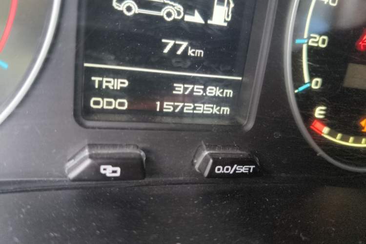 Used Geely Auto Vision X6 2016 1.3T CVT Flagship Model Odometer Close Up