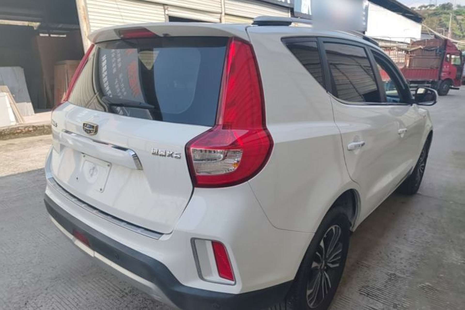 Used Geely Auto Vision X6 2016 1.3T CVT Flagship Model Rear Right 45 Deg