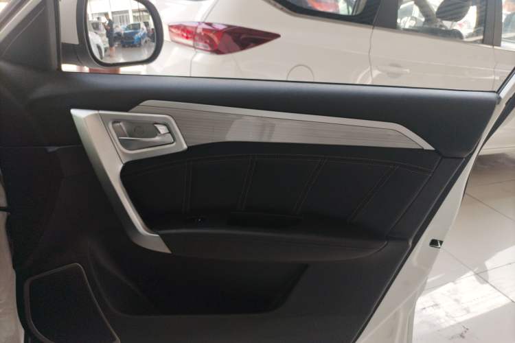 Used Geely Auto Vision X6 2016 1.3T CVT Luxury Model Right Front Door Interior