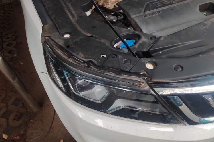 Used Geely Auto Vision X6 2016 1.3T CVT Flagship Model Right Front Headlight