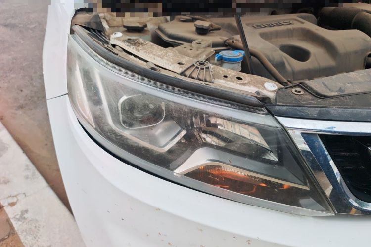 Used Geely Auto Vision X6 2016 1.8L Manual Luxury Model Right Front Headlight