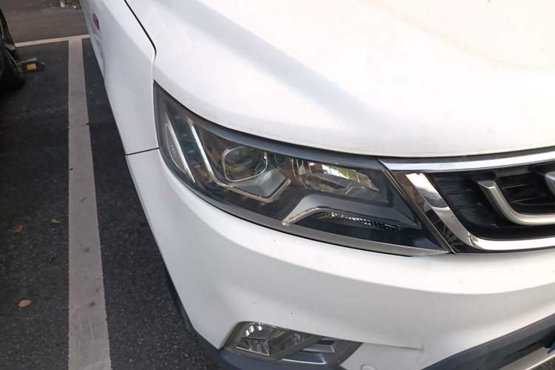 Used Geely Auto Vision X6 2016 1.3T CVT Luxury Model Right Front Headlight
