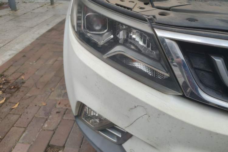 Used Geely Auto Vision X6 2016 1.3T CVT Flagship Model Right Front Headlight
