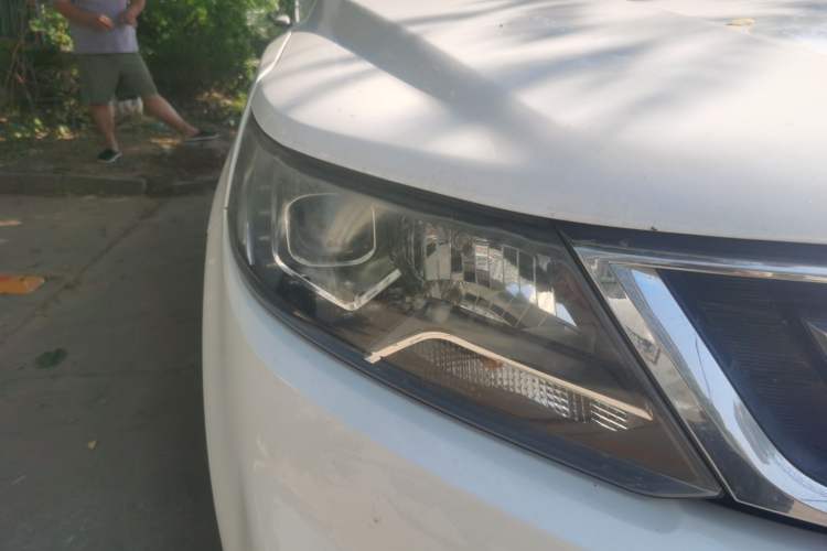 Used Geely Auto Vision X6 2016 1.3T CVT Luxury Model Right Front Headlight