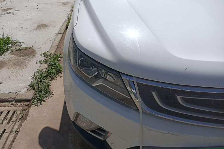Used Geely Auto Vision X6 2016 1.3T CVT Flagship Model Right Front Headlight