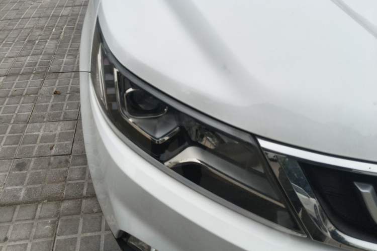 Used Geely Auto Vision X6 2016 1.3T CVT Flagship Model Right Front Headlight