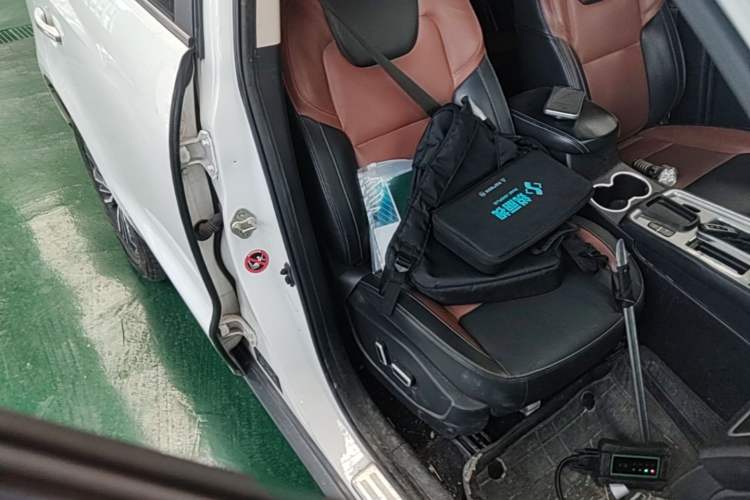 Used Geely Auto Vision X6 2016 1.3T CVT Flagship Model Right Front Seat