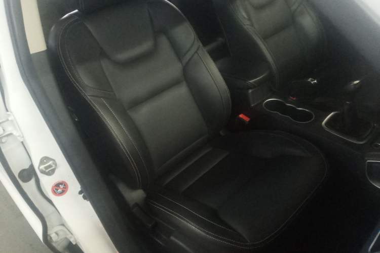Used Geely Auto Vision X6 2016 1.8L Manual Luxury Model Right Front Seat