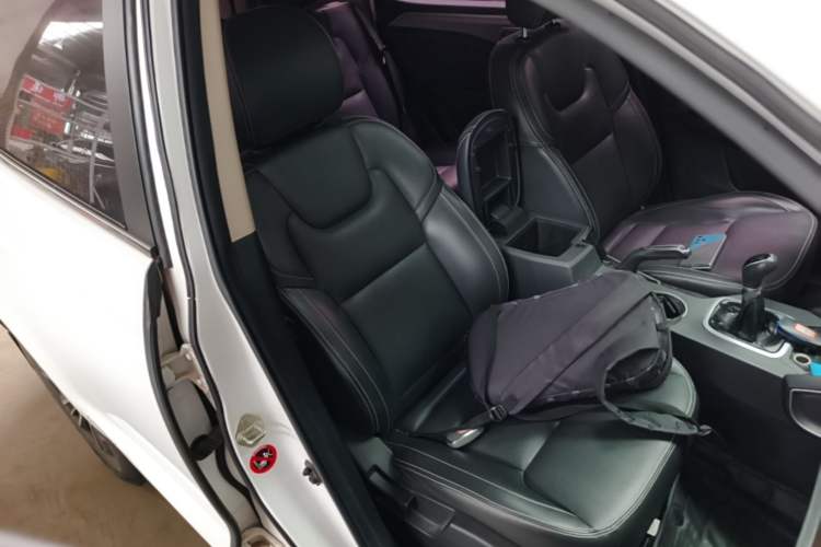 Used Geely Auto Vision X6 2016 1.8L Manual Luxury Model Right Front Seat