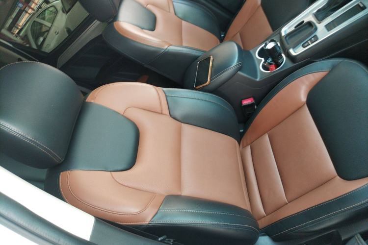 Used Geely Auto Vision X6 2016 1.3T CVT Luxury Model Right Front Seat