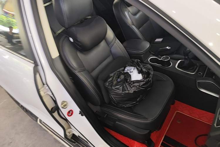 Used Geely Auto Vision X6 2016 1.8L Manual Luxury Model Right Front Seat
