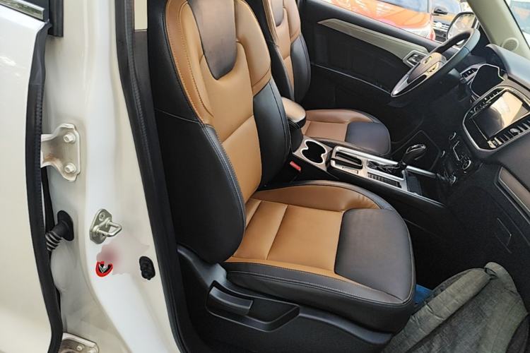 Used Geely Auto Vision X6 2016 1.3T CVT Luxury Model Right Front Seat