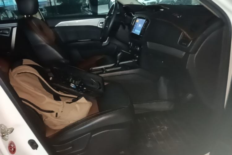 Used Geely Auto Vision X6 2016 1.3T CVT Luxury Model Right Front Seat