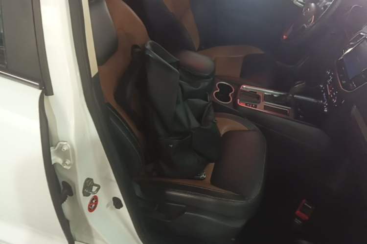 Used Geely Auto Vision X6 2016 1.3T CVT Luxury Model Right Front Seat