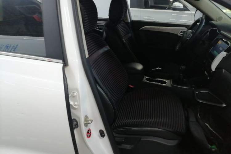 Used Geely Auto Vision X6 2016 1.8L Manual Luxury Model Right Front Seat