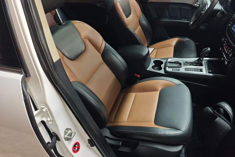 Used Geely Auto Vision X6 2016 1.3T CVT Luxury Model Right Front Seat