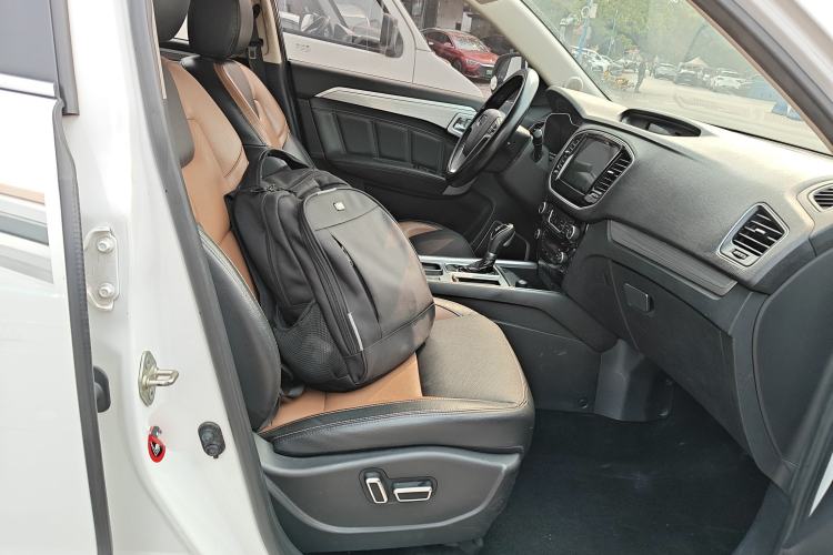 Used Geely Auto Vision X6 2016 1.3T CVT Flagship Model Right Front Seat